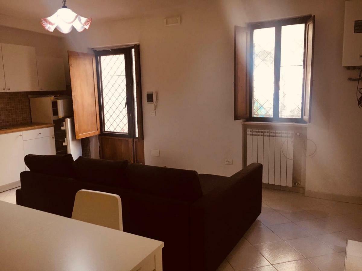 Apartmán Bilocale In Centro Con Giardino Tagliacozzo Exteriér fotografie