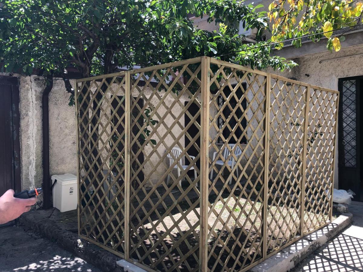 Apartmán Bilocale In Centro Con Giardino Tagliacozzo Exteriér fotografie